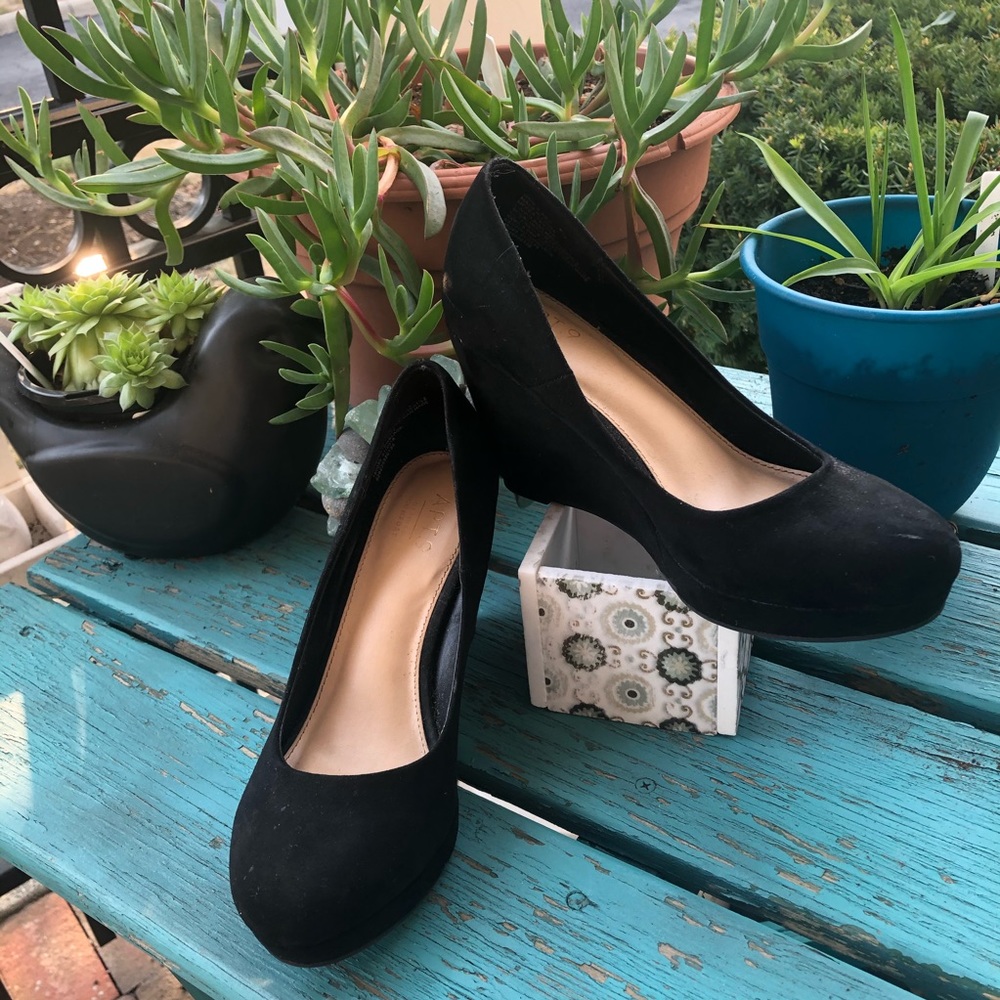 Black Velvet Wedges